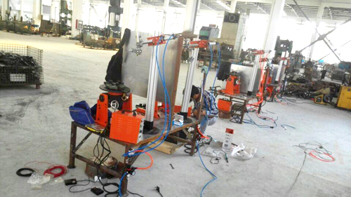 上弘焊接滾輪架廠(chǎng)家