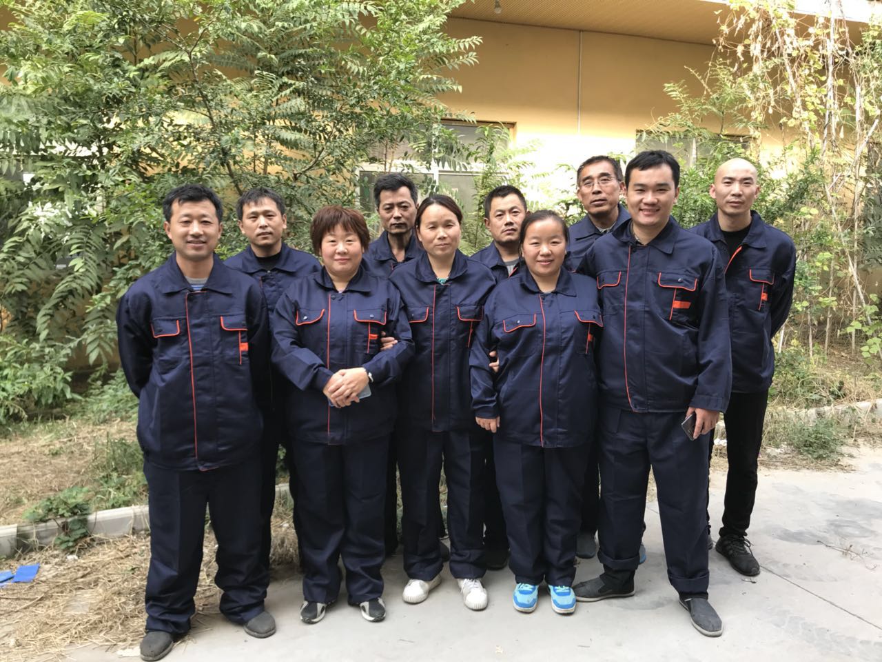 【第一次】濟南上弘焊接變位機廠(chǎng)家全體員工第一次大合影