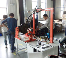 上弘焊接焊接變位機的性能特別穩定，服務(wù)好！