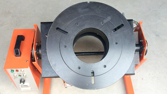 上弘焊接變位機用于汽車(chē)排氣管消聲器焊接